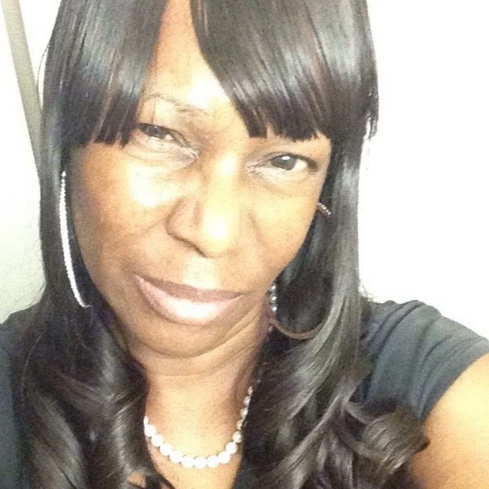 Meet your Posher, Latonnia